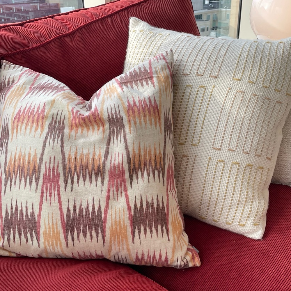 Patterned Throw Pillow - never used! Cozy, mid century modern